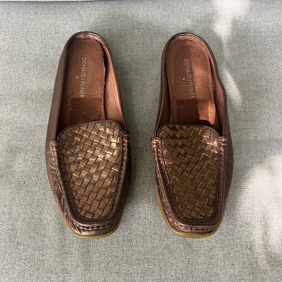Donald J. Pliner Bronze Woven Flats - Picture 6 of 11
